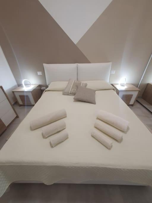 Ferienwohnung Lecci Al Mare San Vincenzo Exterior foto